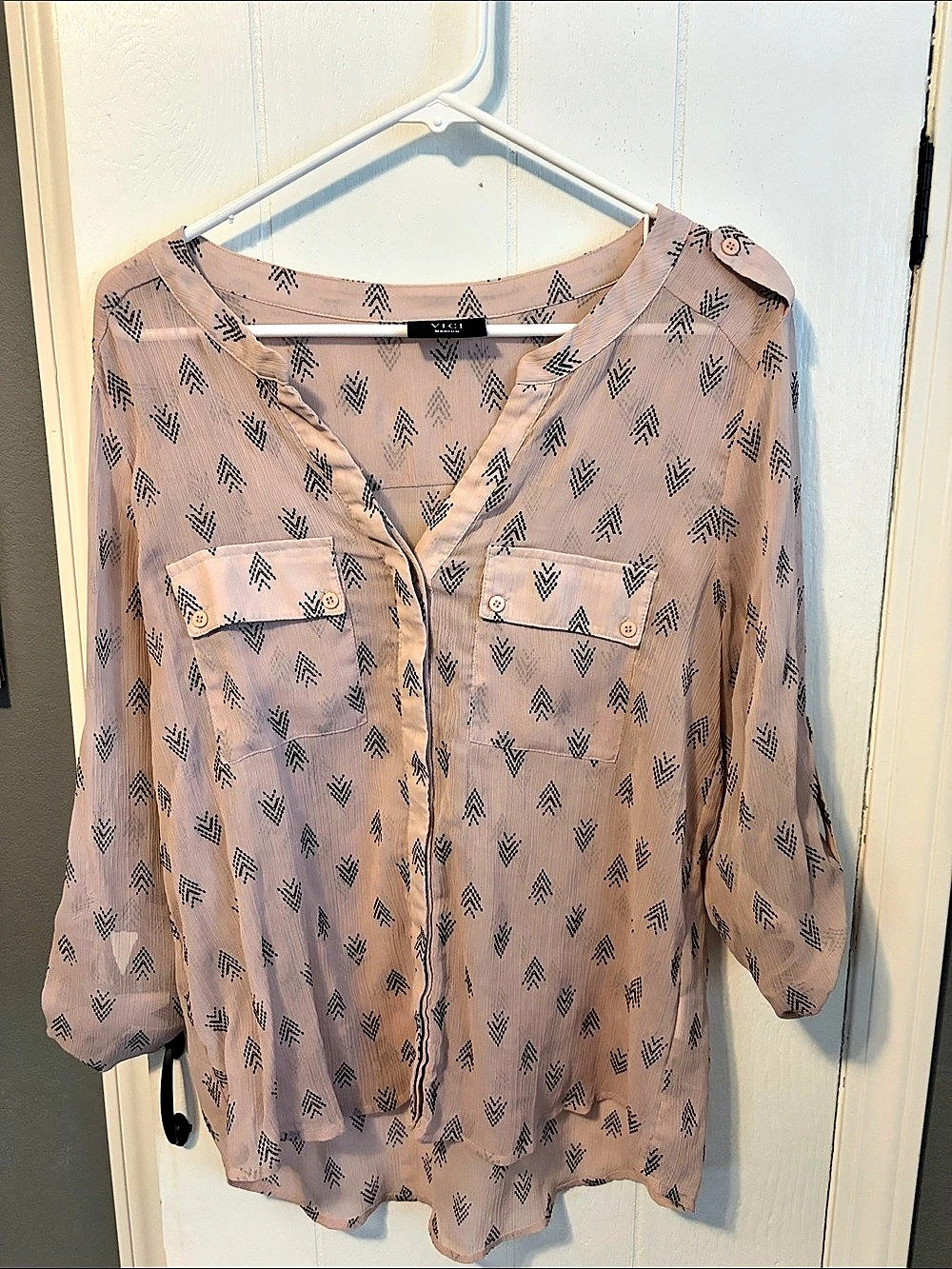 VICI Printed Button-Front Blouse in Pink & Black